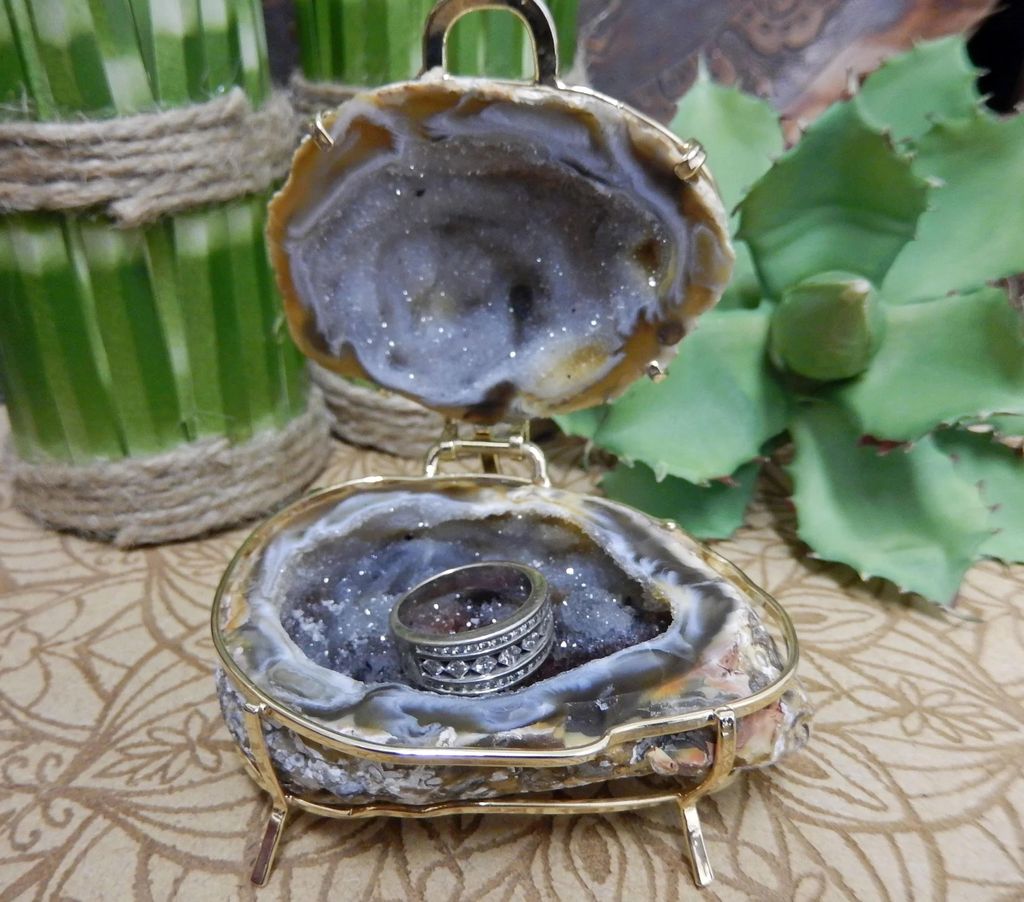 Moroccan geode ring box. crystal jewelry box with GOLD stand. proposal ring box hotsell engagement ring box. MG01