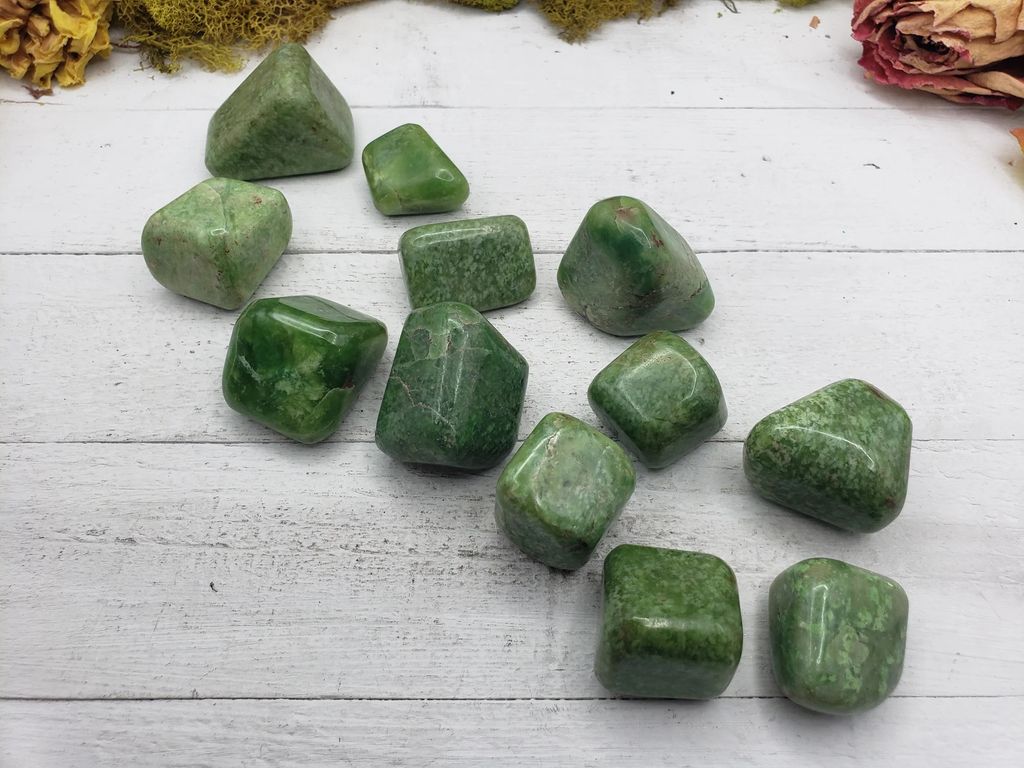 Green Garnet (Grossularite)